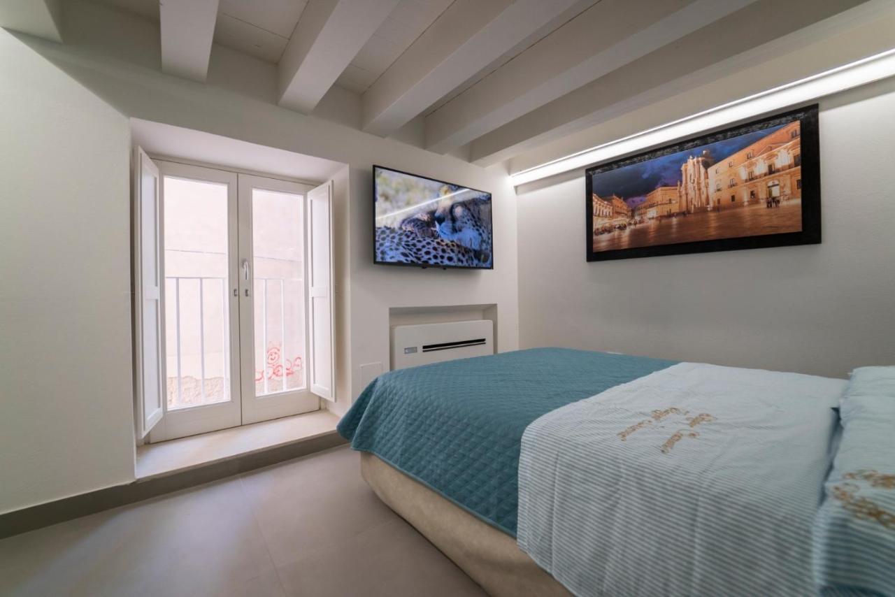Ferienwohnung Ortigia Charme Piazza Duomo Syrakus Exterior foto