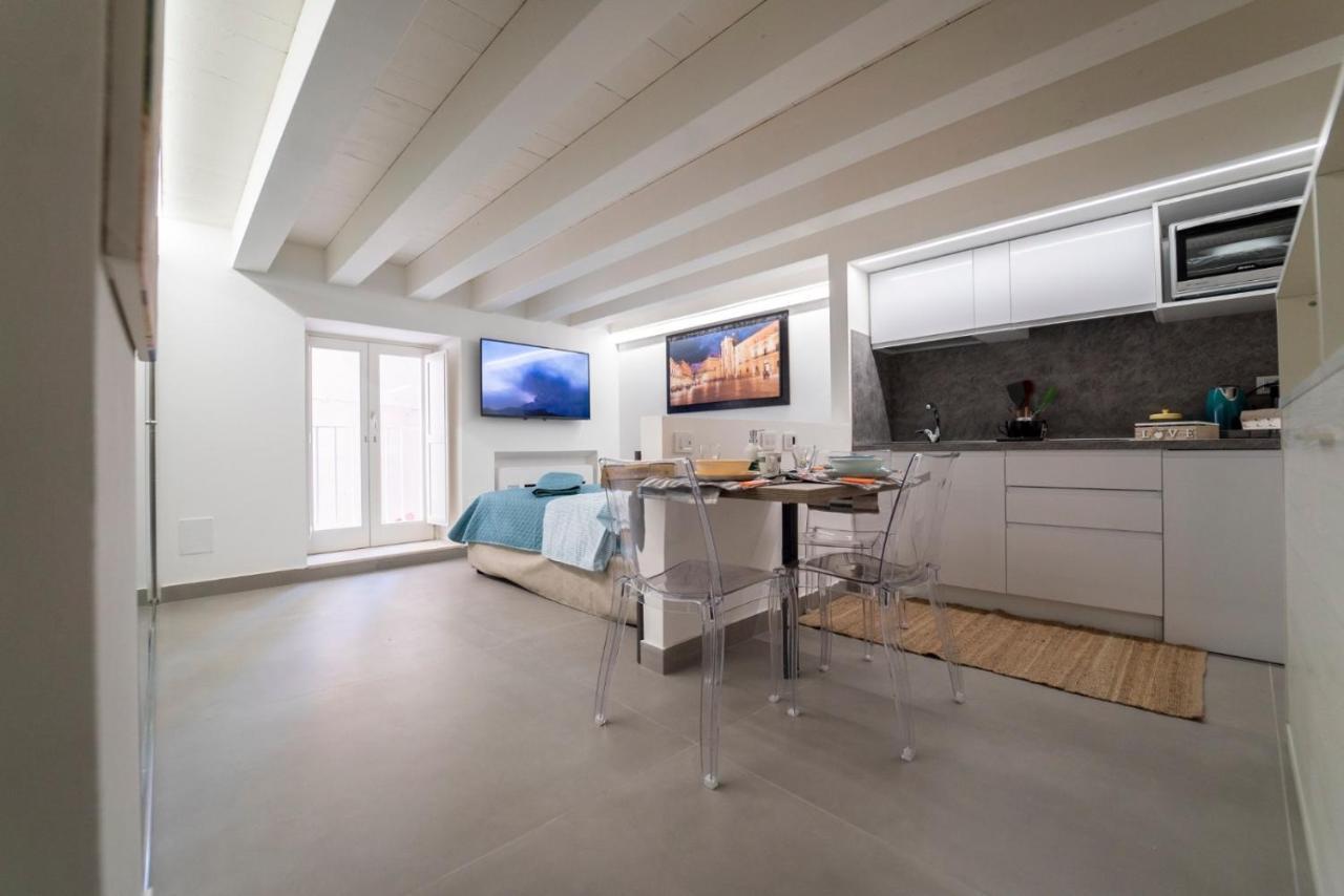 Ferienwohnung Ortigia Charme Piazza Duomo Syrakus Exterior foto