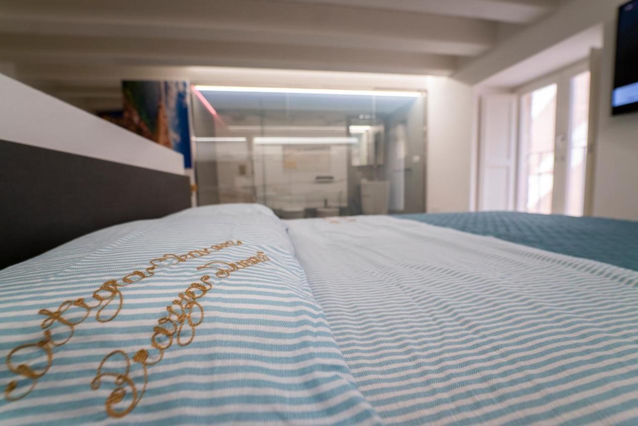 Ferienwohnung Ortigia Charme Piazza Duomo Syrakus Exterior foto